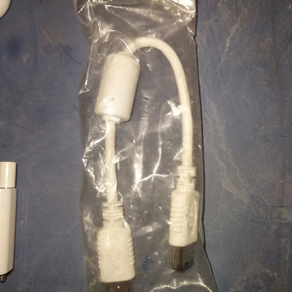White Adapter Cable Set for Electronics